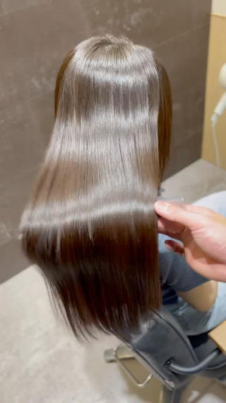 ロング 🫧髪質整形師 イケモトタクマ🎩のヘアスタイル