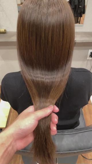 【ash brown】×

秋っぽさに透明感も足して◎ 