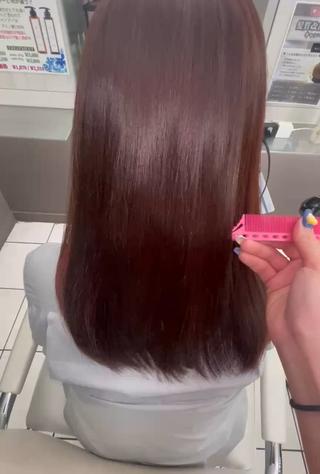 ピンクブラウン
カラートリートメントうる艶ヘアー 