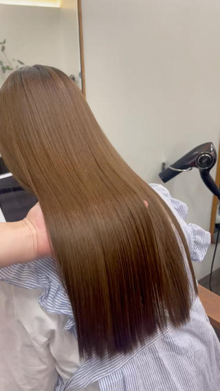 縮毛矯正　ストレートパーマ 