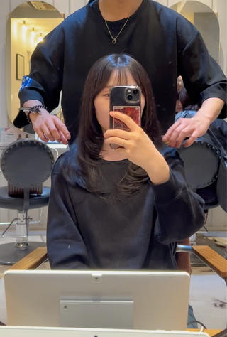 韓国風ゆるふわレイヤーカット 