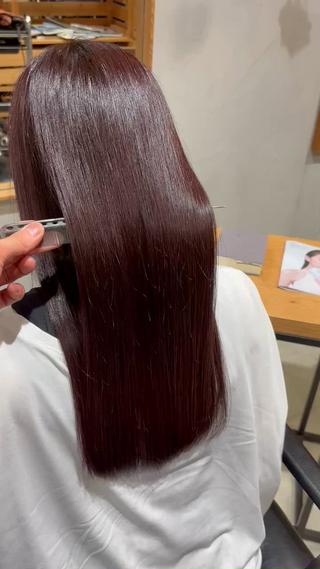 ロング カラー hoNua. 栄/透明感カラーのヘアスタイル