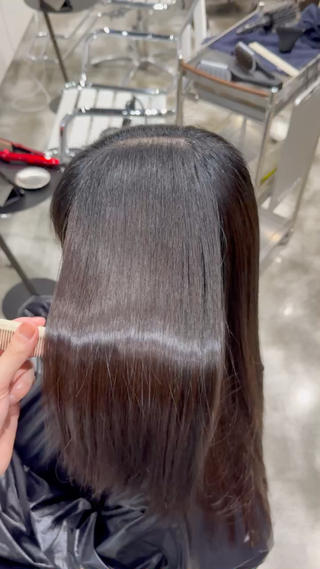 本当に乾かしただけでこのツヤツヤになれますアイロン･ブローしてませんしっかりと説明した上でお客様に合う薬剤で縮毛矯正をかけさせていただきます
クチコミ投稿ご協力で3STEPトリートメントにグレードアップ可能です 