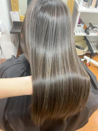 髪質改善カラー"メテオカラー"＋¥3,000追加でブリーチ毛でも艶髪にできます！！ 