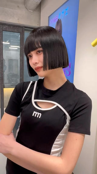 BoB 

 lip line mini bob♡
盛れるバランス
ファッションやメイク、ライフスタイルに合わせて似合わせます︎

dark torngray bluege
黒に近い色味です

premium care color
＋system treatment
スペシャルケアコース♡

常に髪を綺麗に保つためにはホームケアも大切です︎
ケアについてもご相談ください
髪質に合わせて一緒に選びましょう~

#くびれへア
#透明感カラー #ワンホン #ワンホンへア
#網紅 #韓国へア #初カラー
#ダークトーン#ボブ #タッセルボブ #タンバルモリ #盛れるへア #艶髪
#オリーブベージュ
#ラベンダー #グレージュ
#ブラウンカラー
#ブルーブラック#ボブヘア#暗髪 #暗髪カラー 
#yvess #表参道美容室 #태슬컷 #단발머리 #단발 #긴머리웨이브스타일 #긴머리빌드펌 #레이어드컷 