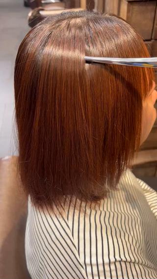 酸性ストレートで強めの癖でもしっかり低ダメージで艶髪 