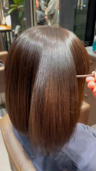 つやつやサラサラ縮毛矯正

癖毛やボリュームでお悩みの方ぜひお待ちしております！ 