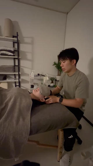 美容鍼×小顔矯正 ×美容整体　浜川泰仁のエステ・リラクイメージ