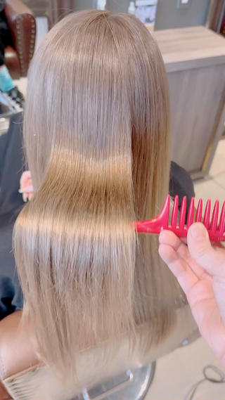 ロング カラー LOANA カラー &縮毛モデル募集のヘアスタイル