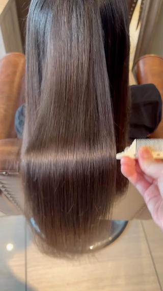 スーパーロングの縮毛矯正

サラサラストレート 