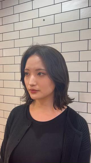 ショート オーストヘアージジ所属・TAI透明カラー 柔らかい縮毛矯正のヘアスタイル