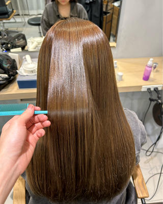 セミロング 池袋レイヤーカット/ 顔まわりtaigaのヘアスタイル