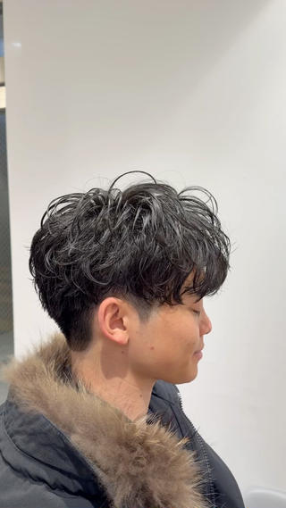 パーマ メンズ 山本 侑平のヘアスタイル