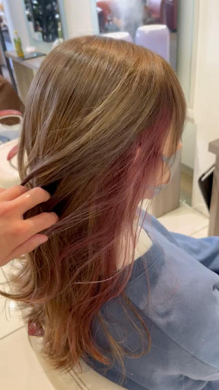 セミロング カラー ヘアアレンジ Lupinus所属・【艶カラー】石山拓人 /ブリーチのヘアスタイル