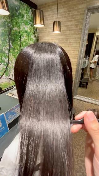 ミディアム ヘアアレンジ Lupinus所属・【艶カラー】石山拓人 /ブリーチのヘアスタイル