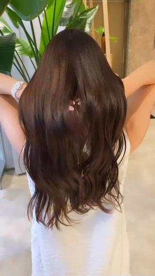 ロング pour.所属・中崎町/カット 小柴　楽士のヘアスタイル