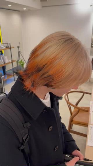 毛先の黒染め残りを活かしたデザインカラー 