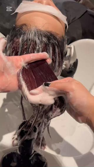 #ブリーチカラー #ダブルイルミナカラー  #イルミナカラー  #ブルベ  #ケアブリーチ  #ハイトーン  #ハイトーンカラー
 #カラー #ハイライト #髪質改善 #イヤリングカラー #イノアカラー韓国 #インナーカラー #バレイヤージュ 