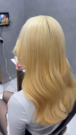 ロング カラー ハイトーン/韓国風/ 艶髪/吉祥寺のヘアスタイル