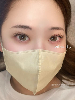 ＆healthy♡

下まつ毛さん必見今大人気！アンドヘルシー♡

エクステをつけたあとに、マツエクごと根元からしっかり立ち上げる技術
パリエクより形が長持ち＆根元の立ち上がりがずっと続く！

 カールが取れにくく、モチが圧倒的に良い
 付けたてのような束感とぱっちり感を長期間キープ

パリエクから乗り換える方も続出中
一度試すと違いが分かります 