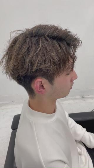 カラー メンズ スパイキーパーマ 柏NO1 藤本葉のヘアスタイル