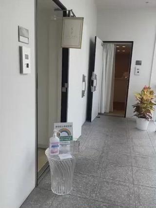 明るい広々店内！ 