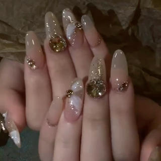 ネイル 💎CC・NaNa 韓国風ネイル🌙Cのネイルデザイン