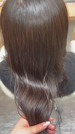 ロング 柏田 かりんのヘアスタイル