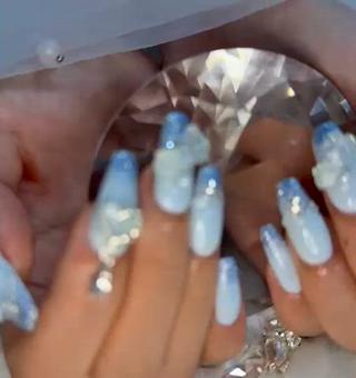 ネイル Amee Nailsalonのネイルデザイン