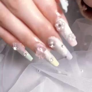 ネイル Amee Nailsalonのネイルデザイン