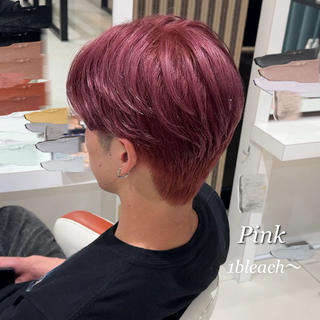 2ブリーチで作るまろやかピンク
トリートメントでしっかりケアしながらカラーすることでダメージを最小限に抑えながらカラーすることができます️ 