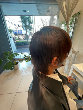 マッシュ以外でも任せてください
ツヤツヤ縮毛矯正
毎日が楽になります 