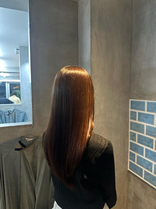 カラーモデル様募集してます
ワンカラーのみ ¥2,000
ワンカラー+補修ケアトリートメント¥2,500
ワンカラー+TOKIOトリートメント¥4,000
しっかりカウンセリングさせていただき、ご要望と髪質に合わせて薬剤選定させていただきます
丁寧な施術と心地よい空間を心がけております
スタイリング剤の要否や、Instagramへの掲載についてなどご希望があればお申し付けください
表参道B1出口より 徒歩1分