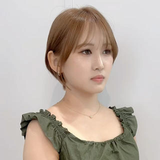 ミルクティーカラー　ダブルカラー　マッシュショート　ショートカット 