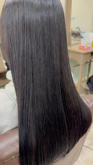 極上髪質改善
美髪ストレート
レイヤーカット 