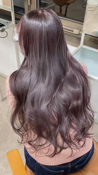 こちらはブリーチ必須!
lavender greige ♡
色落ちも綺麗で、おすすめカラーです