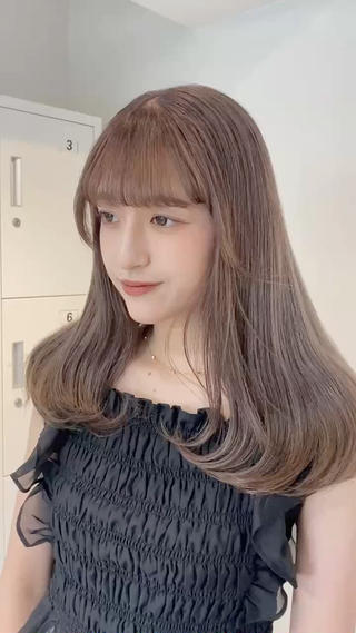 ブリーチベースのmilktea beige♡
春に向けて明るめのカラーおすすめです
ベージュ系のお色味は得意なのでぜひお任せください♡