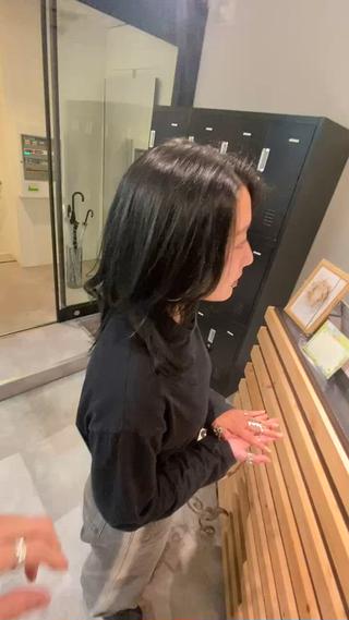 ウルフカット
ブルーブラック 