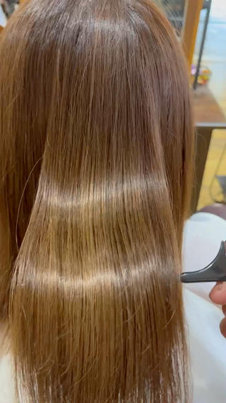 カラー arisa/ tj tenkiyohouのヘアスタイル