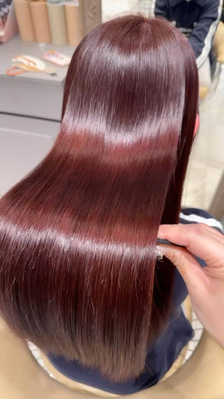 【カラーしててもしっかり艶々になれます！】

#ブリーチカラー#ダブルカラー#インナーカラー#ブルー#青#透明感#透明感カラー#blue#トレンドカラー#暖色#寒色#韓国ヘア#カラーモデル#カラーモデル募集#名古屋#nagoya
#Londgroup#Lond#ロンド#Londblama#インナーカラー#オリーブ#ベージュ#アッシュ#グレー#シルバー#ロングヘア#ハイライトカラー#ブリーチカラー#ダブルカラー#ヘアセット#くすみカラー#透明感#透明ろ感カラー#ブリーチ
 