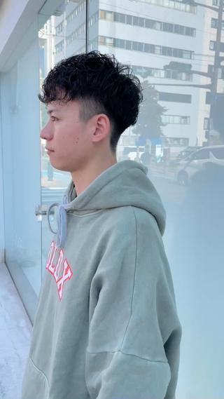 ショート パーマ メンズ grAt所属・森 真伊希のヘアスタイル