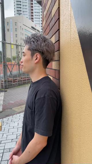 シルバーカラー
 