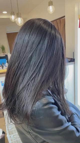 レイヤーで動きやすいスタイルです 