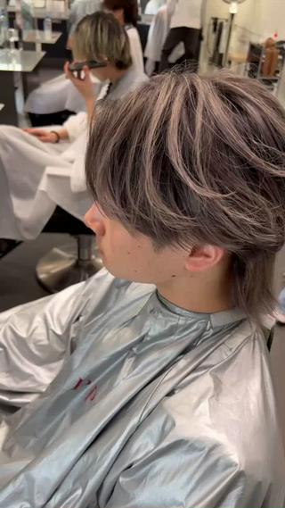 ショート カラー メンズ SALOWIN横浜店所属・韓国パーマ/横浜 メンズブリーチのヘアスタイル