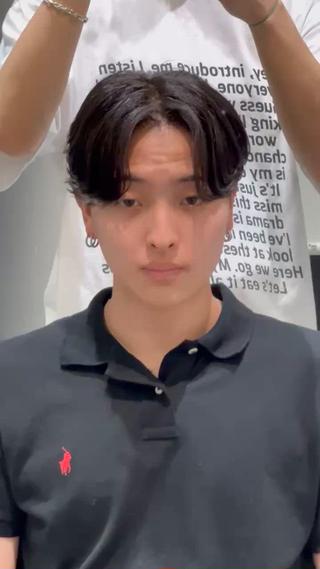 韓国パーマ
ナチュラル毛流れセンターパート
パーマの持ち1ヶ月半〜2ヶ月 