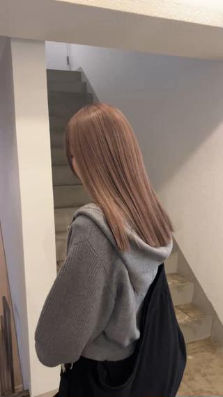 セミロング カラー ムラ修正💎 艶髪ハイトーン💎のヘアスタイル