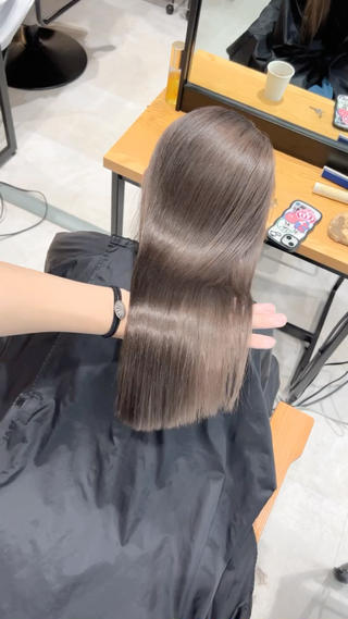 セミロング カラー ムラ修正💎 艶髪ハイトーン💎のヘアスタイル