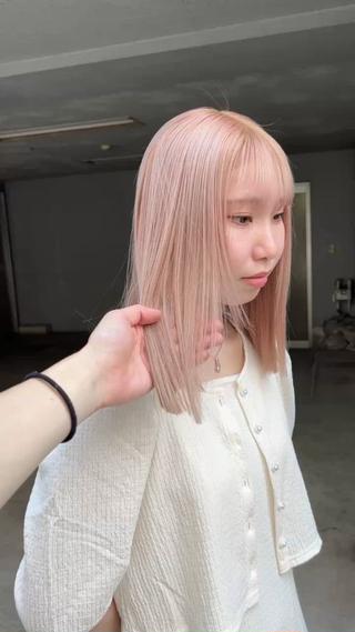 ミディアム カラー ムラ修正💎 艶髪ハイトーン💎のヘアスタイル
