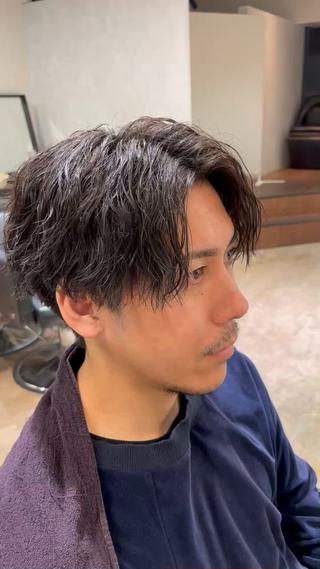 ショート パーマ メンズ men's salon es.所属・堀田 裕世のヘアスタイル