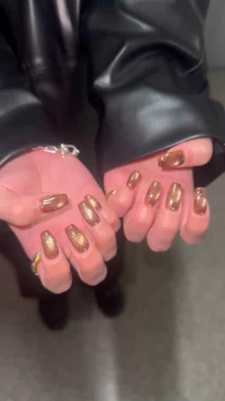 ネイル Momo🍑 【パラジェル取扱店】のネイルデザイン